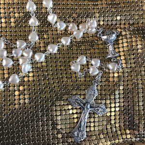 VINTAGE ROSARY. WITH MY ROSARY POUCH PREOWNED